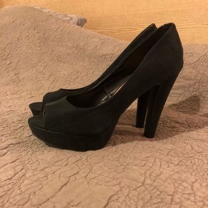 Faux suede Black pumps